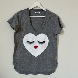 Lauren Moshi V Neck T Shirt In Heathered Gray White Heart Size M